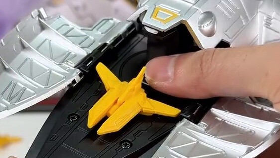 แอตแลนติสจะไม่มีวันล่มสลาย! "อุลตร้าแมน ทีก้า คุนิฮิโระ แอตแลนติส"