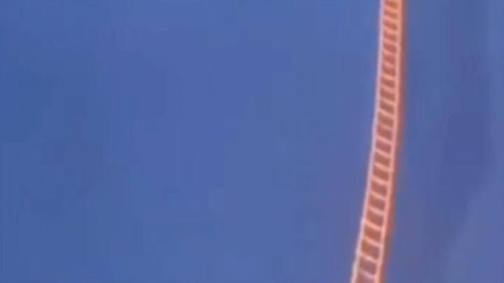 ปรมาจารย์ดอกไม้ไฟพัฒนา "บันไดสู่ฟ้า" ที่ใช้เวลาถึง 21 ปี เพื่อมอบเป็นของขวัญครบรอบ 100 ปีแด่คุณย่า!