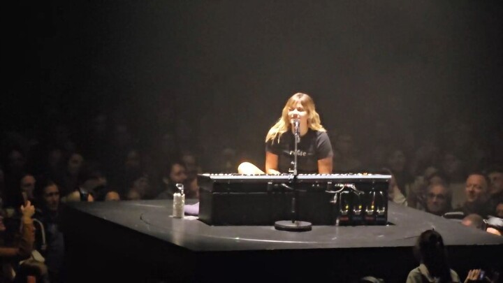 LOUANE live, Strasbourg, 2025-11-20