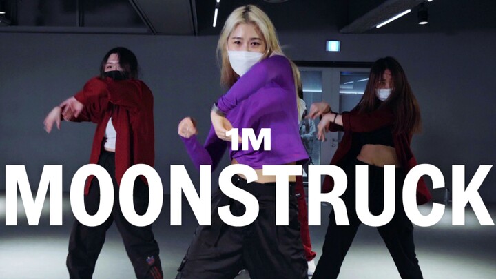 【1M】Ara Cho ออกแบบท่าเต้น "Moonstruck" (เวอร์ชั่นห้องเรียน)