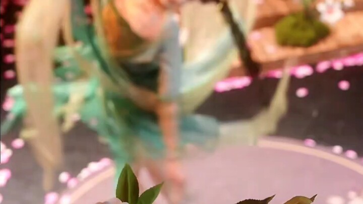Xiaodan and Little Immortal Daughter’s livestream group dance