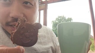 ASMR Winnie The Pooh Chocolate Lollipop & Milk 🍫🍭🥛 Mouth Sounds & Licking 🍫🍭