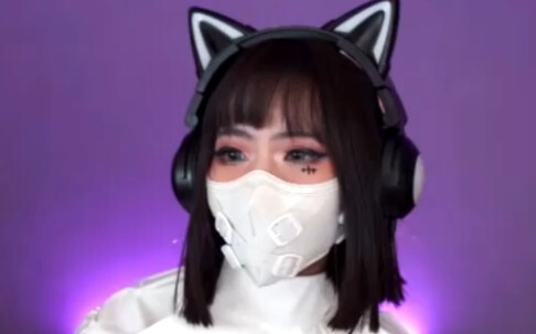 【-مي هيمي-】إذا ما حطيت إعجاب، هأزعل وأخرب عليك!