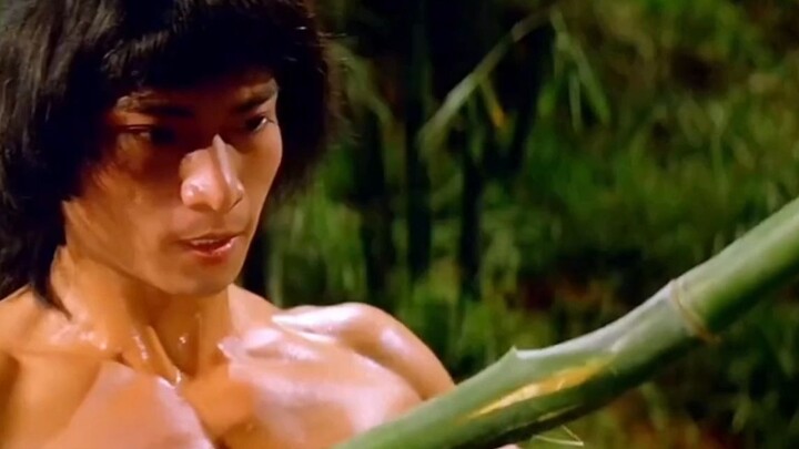 Pemuda mendaki gunung untuk menuntut ilmu, namun sang guru hanya mengajarinya memilin bambu.