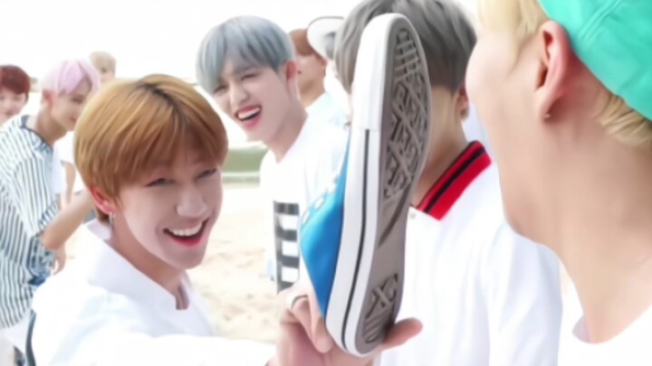 [Xu Minghao] Nai Ba, once a day, endlessly cute.