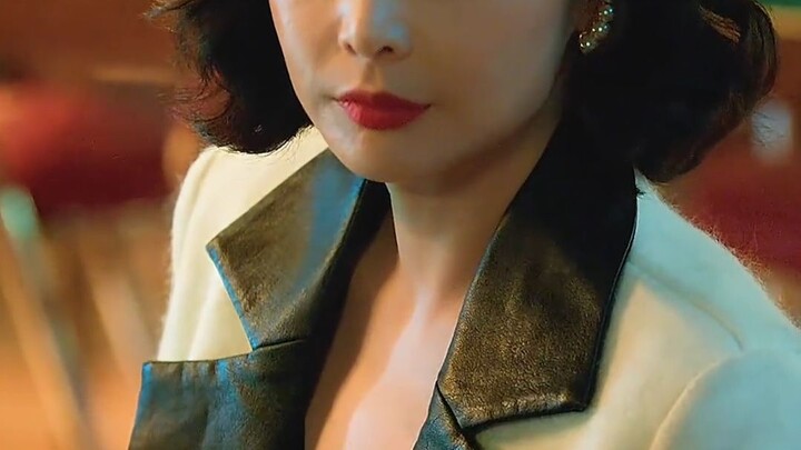 “Anggap saja ada 300 ribu ponsel Xiaolingtong, kalau dihargai 200 yuan per unit, totalnya sudah 60 j