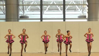 Japanese elementary school students' stick dance group stage performance