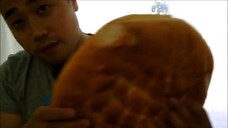 ASMR EATING SOUNDS - TURKISH RAMAZAN BREAD WITH HALVA SPREAD AND HUMMUS