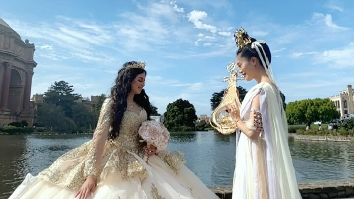 Letting foreigners experience Hanfu—sorry! I'm late, please forgive me! Love you all! I'll keep edit