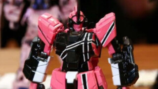 The Correct Way to Play Unicorn Gundam (by Model Friend) Classic Review