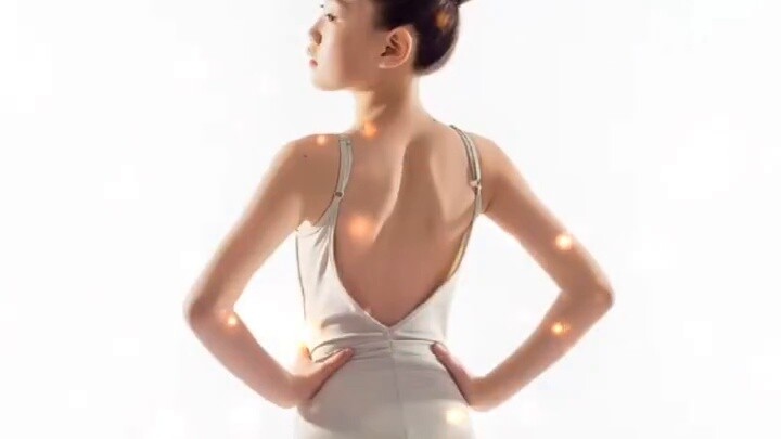 [Dimple Ballet] Make a ✨✨ that has edges and corners and can glow.