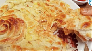 pizza pie with homemade white sauce recipe bánh pizza #food