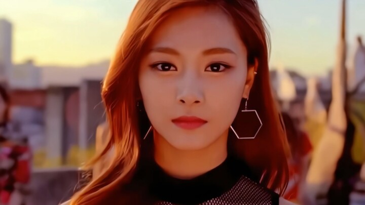 [Zhou Tzuyu] นี่คือไอดอลหญิงที่ถ่ายรูปขึ้นน้อยที่สุดหรือเปล่า?
