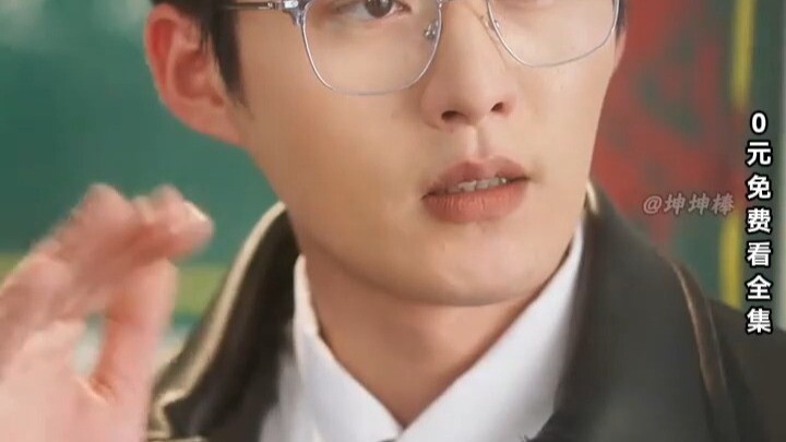 The homeroom teacher is Bai Yueguang! This reunion is so suffocating (29)