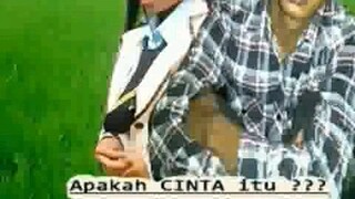 Tersenyumlah saat kau mengingatku,karena saat itu aku sangat merindukanmu