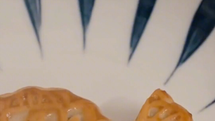 นักแสดงฮ่องกง หลี่ฉันเซิ่น โพสต์วิดีโอแอบอ้างถึงการกลับคืนสู่ไต้หวัน: “เมื่อเด็กๆ รู้ความแล้ว ก็จะกล