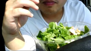 ASMR EATING SOUNDS - PASTA SALAD WITH GOAT CHEESE, DRIED TOMATOES, SLAW AND  WALNUTS