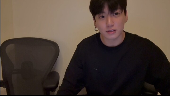 The reason why Jungkook held a second live broadcast alone was...