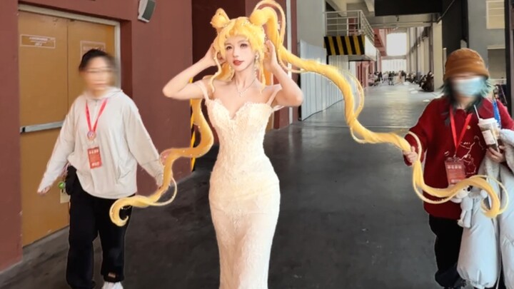 คุณมีแฟนอาร์ตซากุระ มูนแบบนี้แล้วเข้าไปในดงหิ่งห้อย…