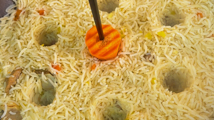 有没有新疆B友出来点评一下我做的羊肉抓饭离正宗值还差多少！