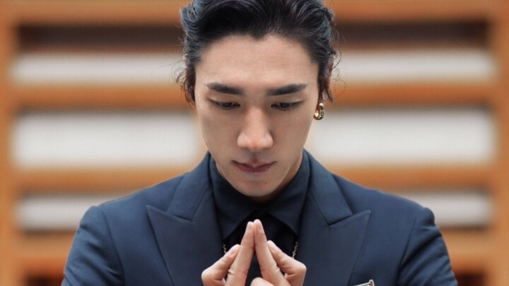ฉันตกหลุมรักหยางเจี้ยนตั้งแต่แรกเห็น เขาหล่อมาก ซิชาเป็นหนุ่มหล่อ