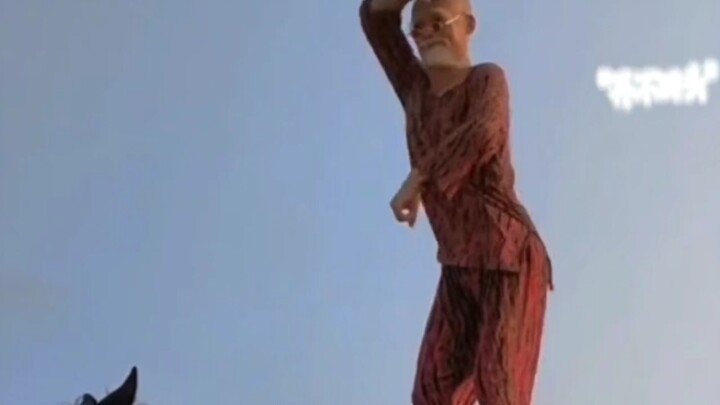 Ba năm phát một lần, một lần bị cấm ba năm