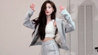 อู๋เสวียนอี โจวเจี๋ยฉวิน จวีจิ้งอี หลิวเซี่ยหนิง อันโย่วเจิน เซินเสี่ยวถิง (เวอร์ชันรวมดารา) เต้นชาเ