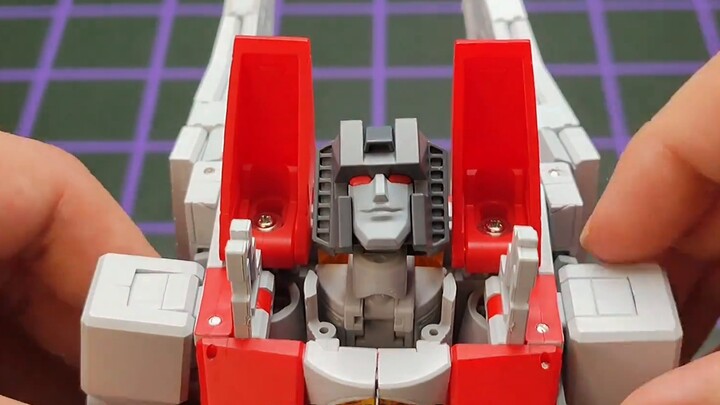 ผลิตภัณฑ์คู่แข่งของ MP2.0 Starscream! DS-01 Starscream การแบ่งปันการเปลี่ยนแปลง!