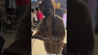 [VID] 221104 Zhao Lusi finished filming for today