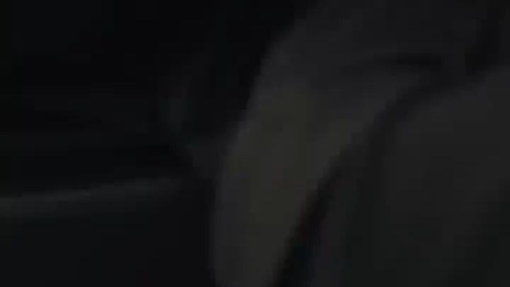 ประธานคอยปกป้องภรรยาสาวบ้านนอกเสมอ แต่เธอกลับขอห ย่า