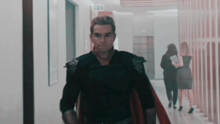 Đầu xe tù quên mất là A Tổ có thính giác siêu phàm 🤓