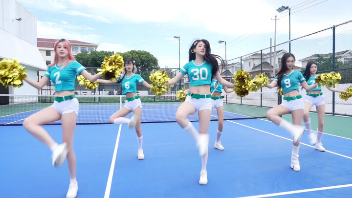 Which cheerleading outfit looks better?