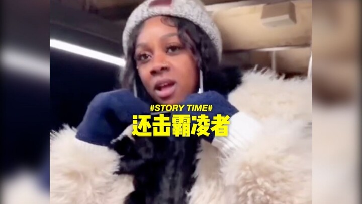 At the subway station, a woman encountered the classmate who had been bullying her and did this...