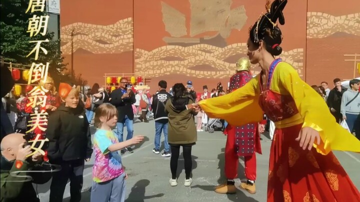 Seksi Nona Gongfu Keluar Negeri, Kini Tiba di Inggris! Pesta Tengah Musim Gugur di China Town Manche