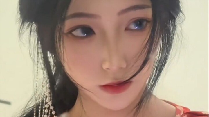 慕沛灵先天圣体！