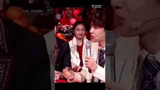 #wangyibo #王一博 They look at him #viral #cdrama #shortvideo #shorts