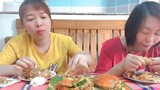 Cua sốt trứng _ cách làm cua sốt trứng ｜螃蟹炒雞蛋 _ crab with egg sauce 15