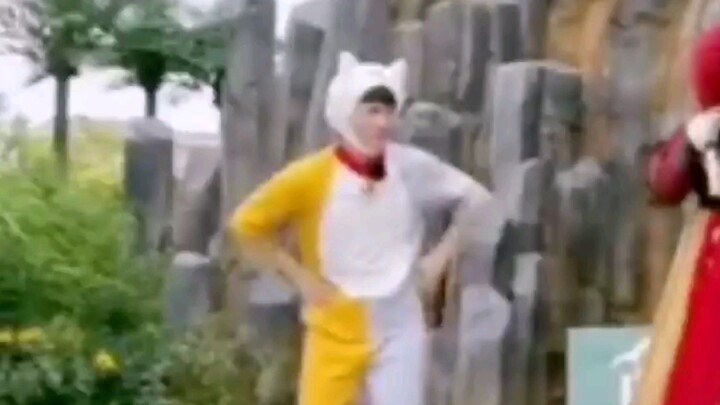 周深跳舞《无价之姐》单独cut