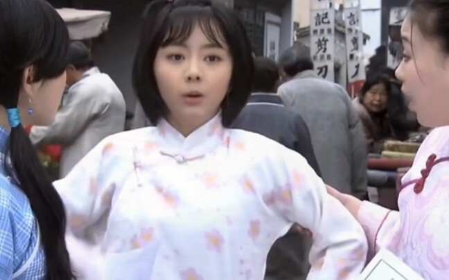 Gadis ini buat sol dalam sepatu peninggi sendiri demi jadi polisi dan akhirnya berhasil diterima.