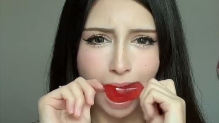 Ăn một miếng thạch có sao đâu, anh kiểm duyệt ơi đừng hạn chế lưu lượng nữa nha!