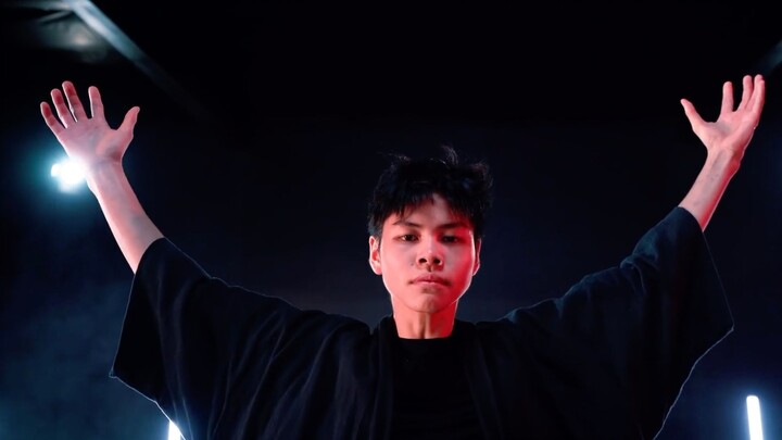 【Sean Lew】นำเสนอท่าเต้น “Selah” ของ Kanye West ออกแบบโดย Talia Favia