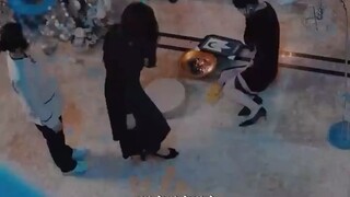สาวผู้น่าสงสารถูกครอบครัวทอดทิ้ง ไม่คาดคิดว่าท่านประทานทรงอิทธิพลมาขอแต่งงาน(720P_