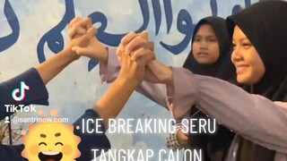 ICE BREAKING SERU TANGKAP CALON SANTRIWATI BANU HASYIM 😀😘