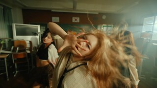 [4X4] MEOVV  - 'BURNING UP' | 万圣节表演视频