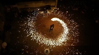 Hưng Troll _ 101 Cách Tạo Không Khí Tết Bằng Bùi Nhùi Thép _ Steel Wool