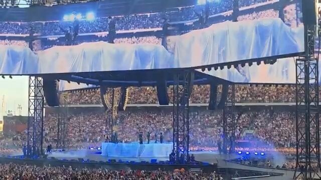 BTS concert Brussels Day 2