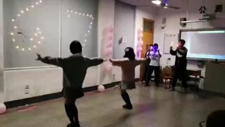 这就是古早宅舞吗？