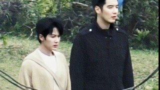เข้าร่วมกลุ่มได้อย่างราบรื่น! - พวกเขารู้สึกถูกต้องเมื่อยืนอยู่ที่นั่น! [ตัน เจี้ยนซี เสิ่น ยี่]