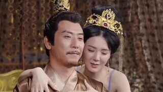 离谱给离谱他妈开门 离谱到家了