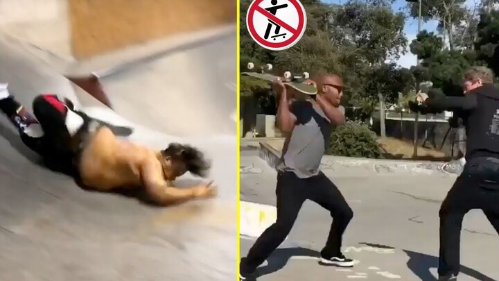 Untung aku memotongnya, kalau tidak mereka sudah berkelahi.